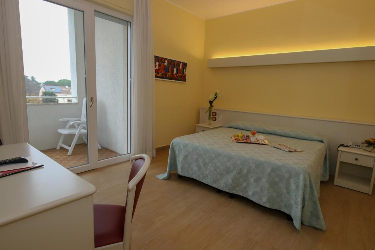Double or Twin Room Balcony,766452505:JPEG